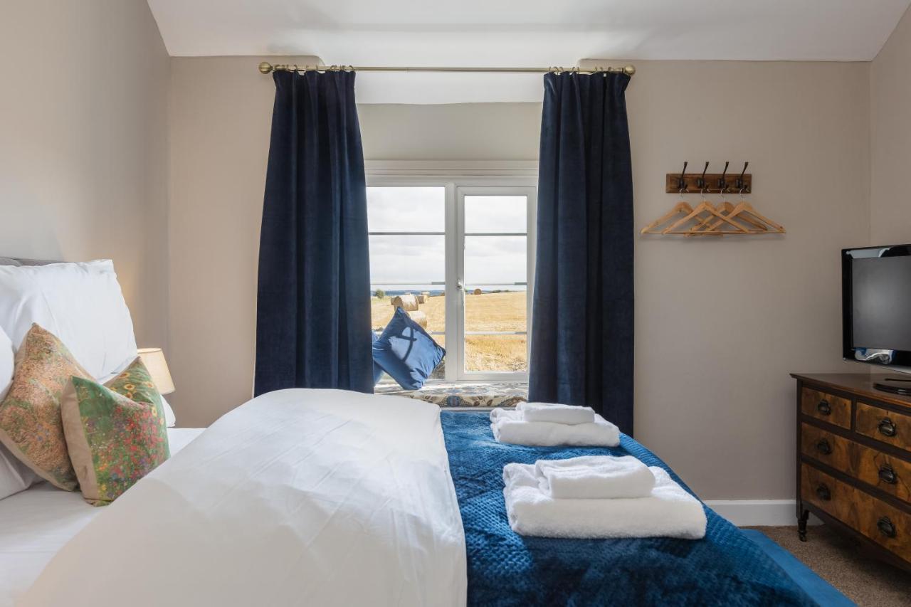 Luxury Farmhouse With Stunning Views And Hot Tub Ebberston Ngoại thất bức ảnh